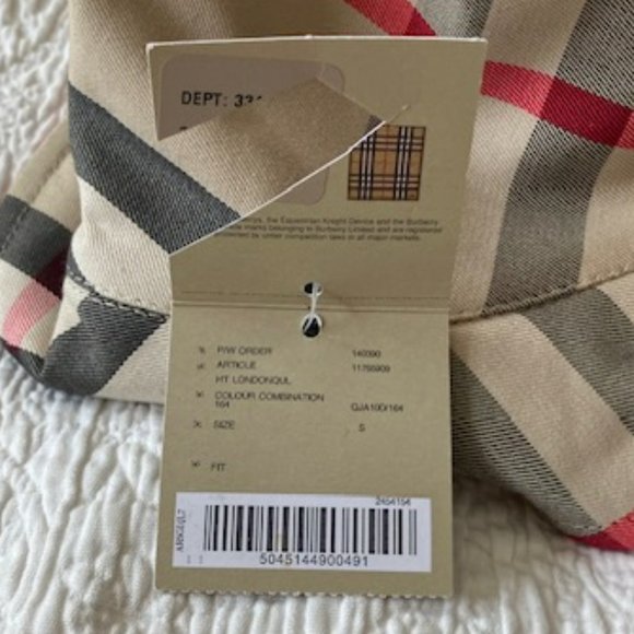 Burberry Reversible Bucket Hat NWT main image 4